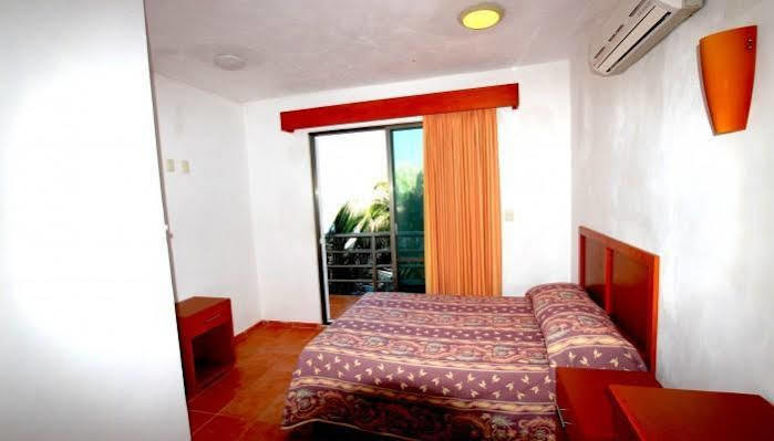 Hotel Arrecifes Costamaya Махахуал Екстериор снимка