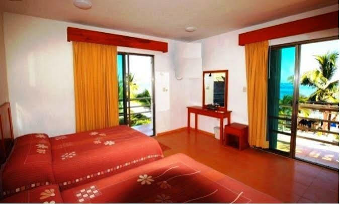 Hotel Arrecifes Costamaya Махахуал Екстериор снимка