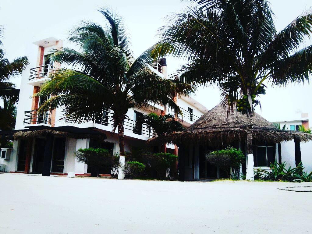 Hotel Arrecifes Costamaya Махахуал Екстериор снимка
